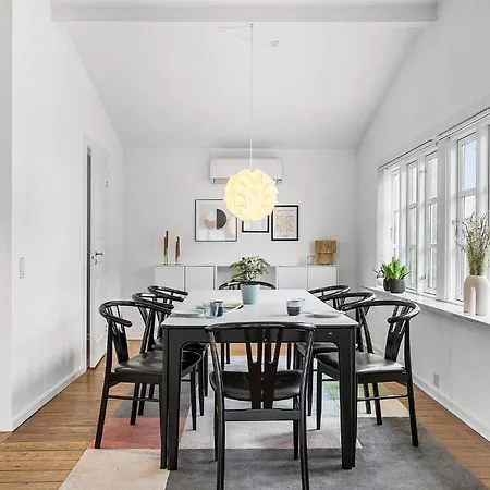 In With Kitchen Semesterbostad