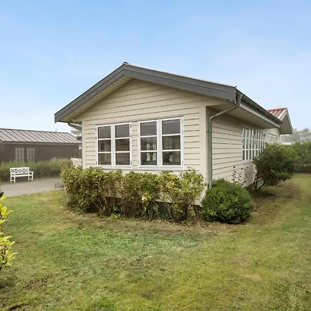 In With Kitchen Semesterbostad